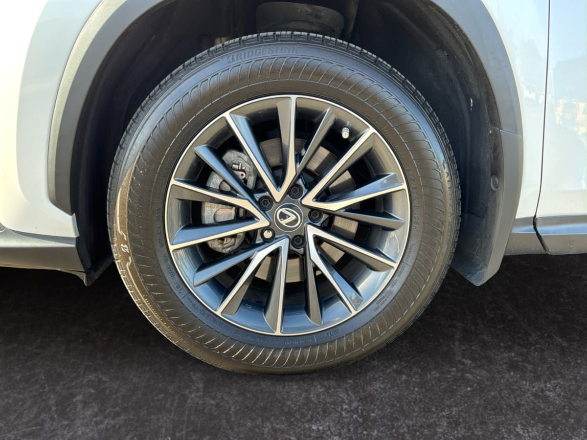 Used 2022 Lexus NX 350 AWD image 9