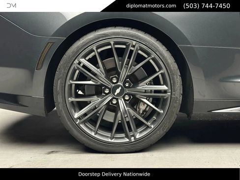 Used 2018 Chevrolet Camaro ZL1 image 39