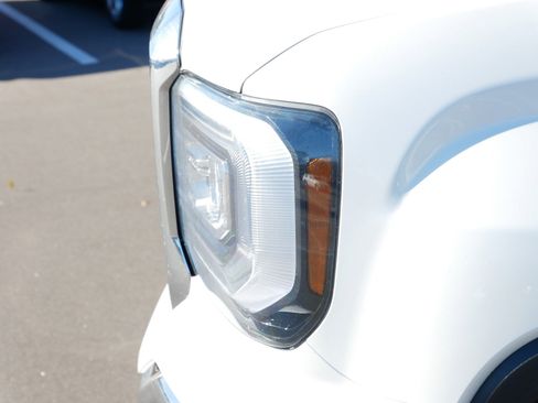 Used 2016 GMC Sierra 1500 SLT image 16