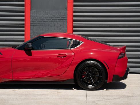 Used 2025 Toyota Supra RWD image 3