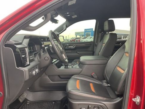 Used 2024 GMC Sierra 1500 AT4 w/ Technology Package image 21