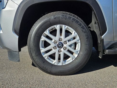 Used 2025 Toyota Sequoia SR5 AWD/4WD image 21