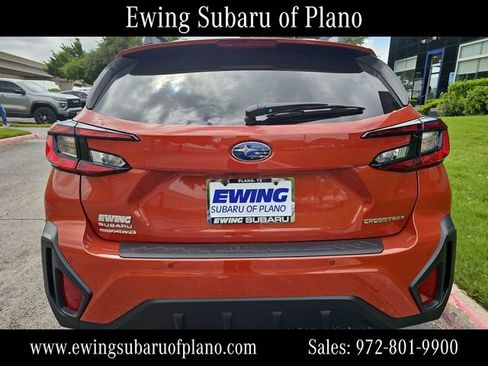 Used 2025 Subaru Crosstrek 2.5i Limited w/ Crosstrek Mirror Package image 4