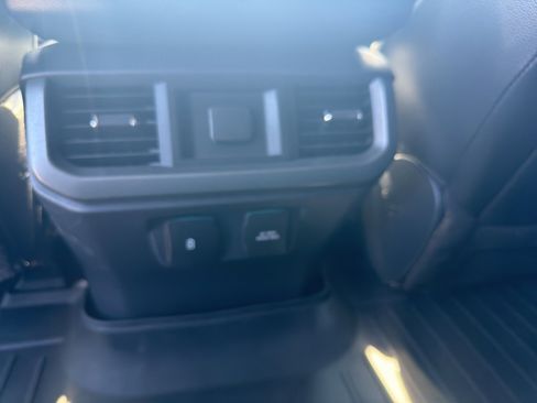 Used 2022 Ford F150 Lariat image 18