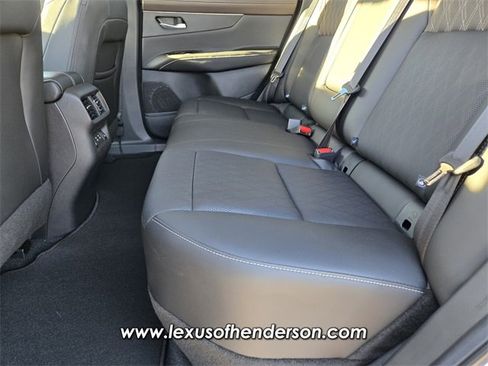 Used 2025 Nissan Murano Platinum w/ Cargo Package image 12