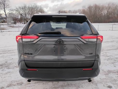 Used 2020 Toyota RAV4 LE w/ All Weather Liner Package image 7