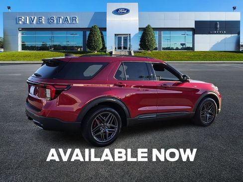 New 2026 Ford Explorer ST-Line w/ ST-Line Street Pack image 8
