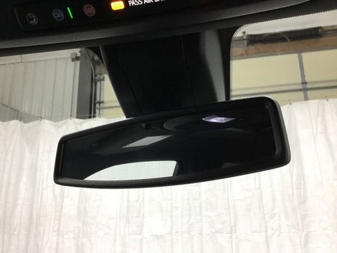 Used 2022 Chevrolet Silverado 1500 High Country w/ Safety Package II image 32