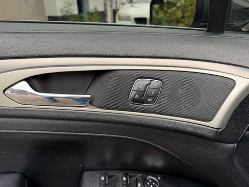 Used 2017 Lincoln MKZ Premiere FWD image 26
