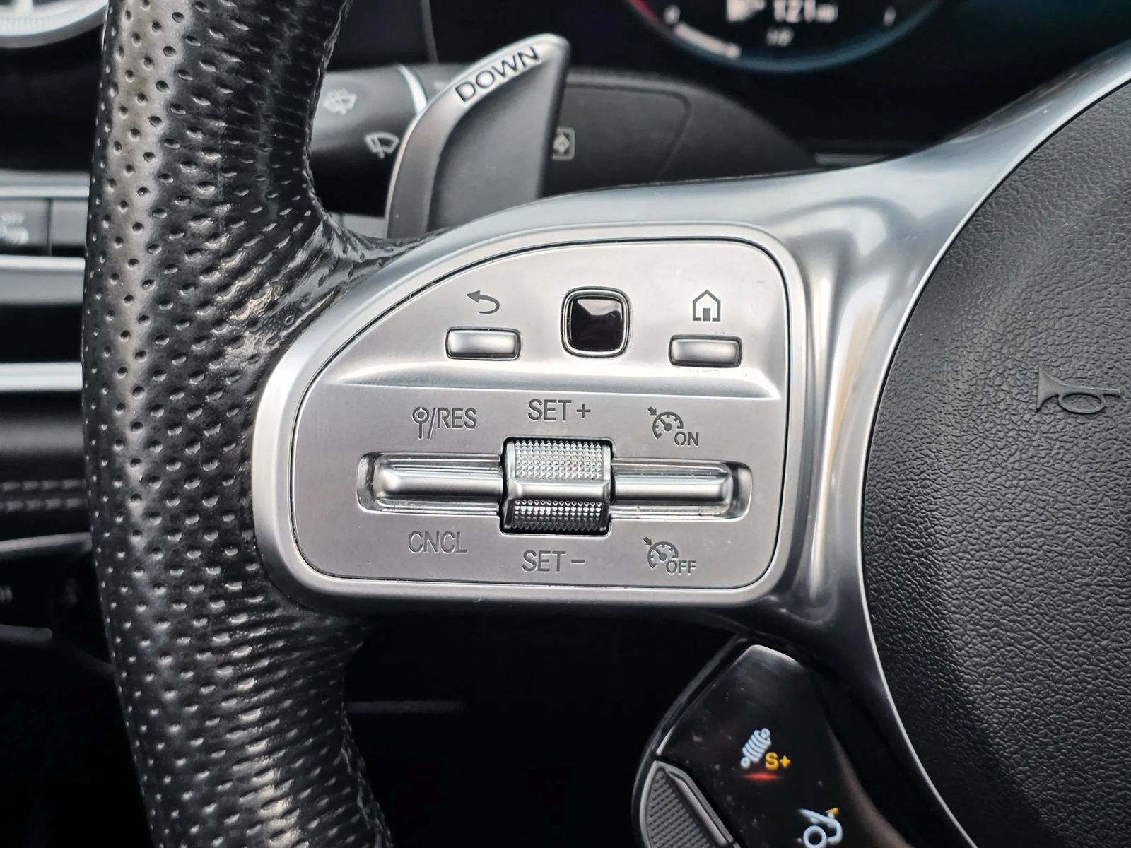 Used 2019 Mercedes-Benz AMG GT 53 image 22