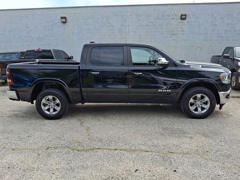 Used 2022 RAM 1500 Laramie AWD/4WD image 6