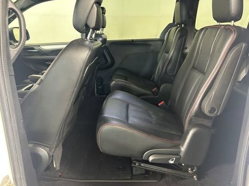 Used 2020 Dodge Grand Caravan GT FWD image 25
