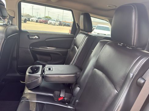 Used 2017 Dodge Journey Crossroad w/ Popular Equipment Group AWD/4WD image 36