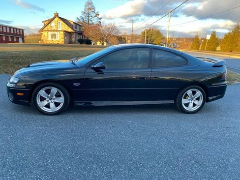 Used 2006 Pontiac GTO image 2