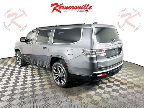 Used 2023 Jeep Grand Wagoneer L Series III w/ Rear Seat Video Group 1 image 5