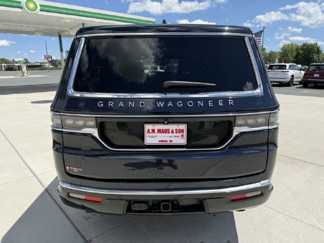 Used 2024 Jeep Grand Wagoneer L 4WD image 8