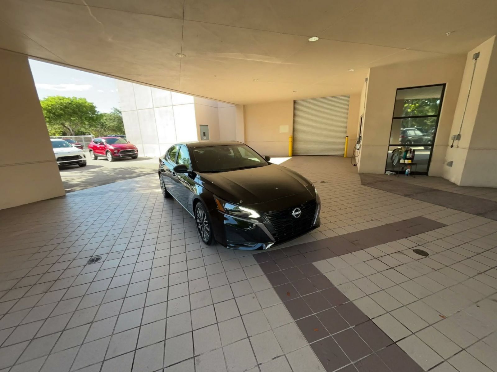 Used 2026 Nissan Altima 2.5 SV FWD image 3