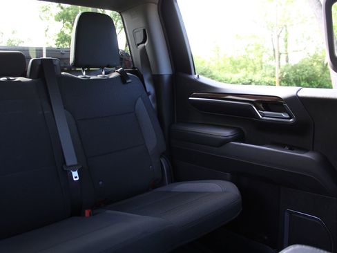 Used 2024 Chevrolet Silverado 1500 LT Trail Boss w/ Protection Package AWD/4WD image 15