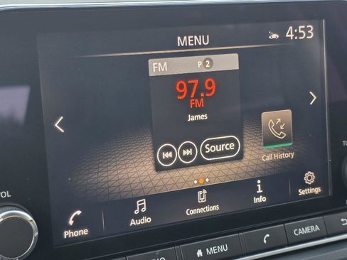 Used 2022 Nissan Rogue SV image 22