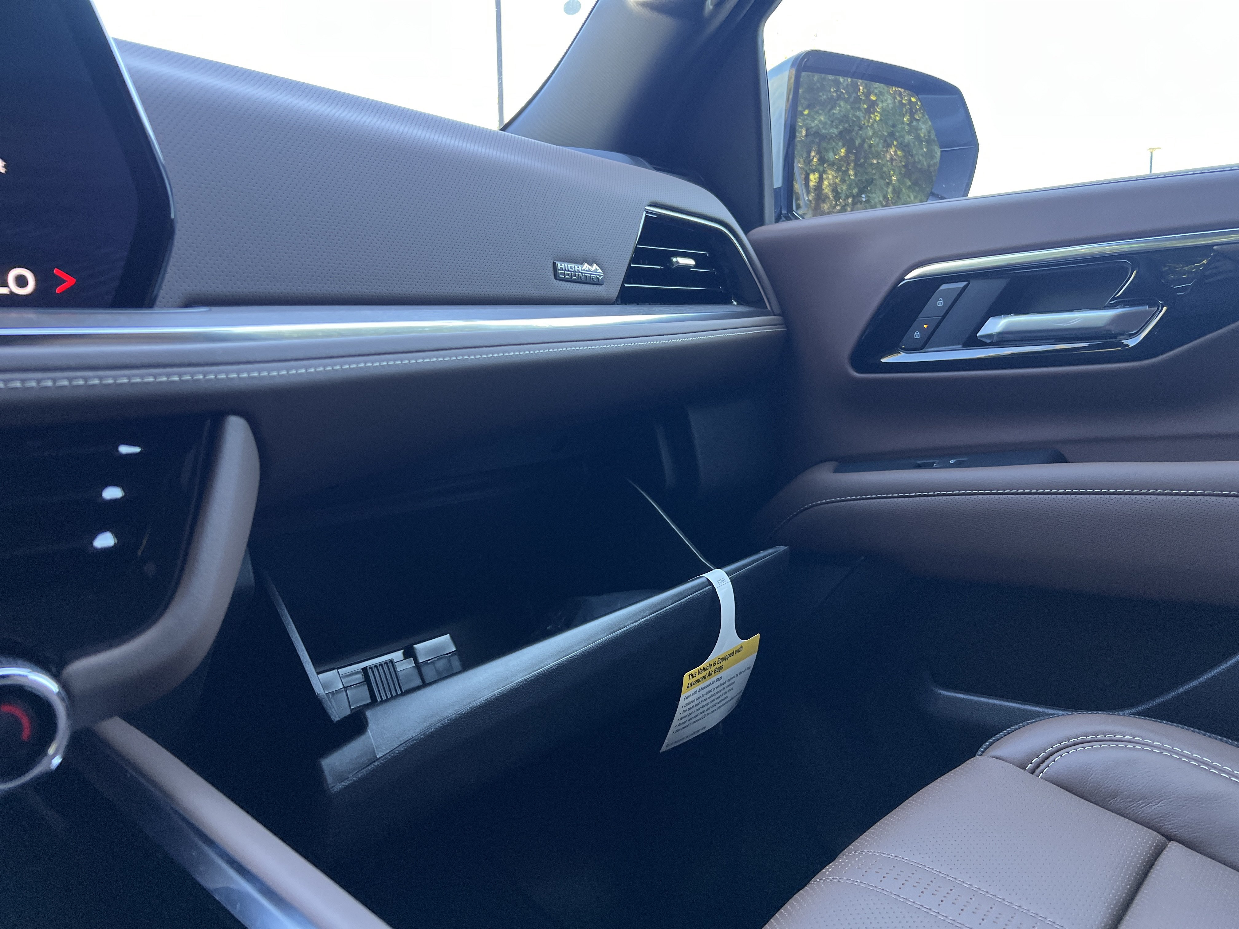 New 2026 Chevrolet Tahoe High Country w/ Sun And Tow Package AWD/4WD image 30