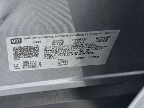 Used 2025 Chevrolet Equinox LT FWD image 12