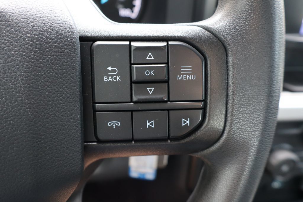 Used 2023 Ford F350 XL w/ 360-Degree Camera Package AWD/4WD image 25