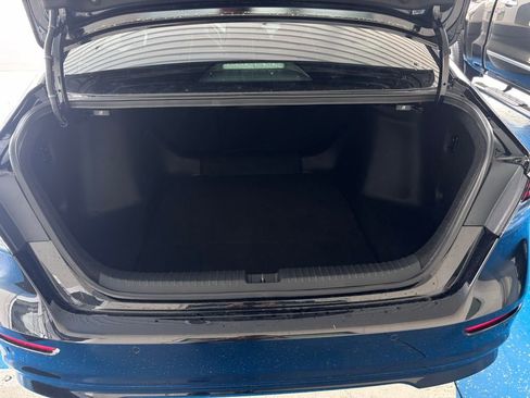 Used 2024 Honda Accord EX-L image 12