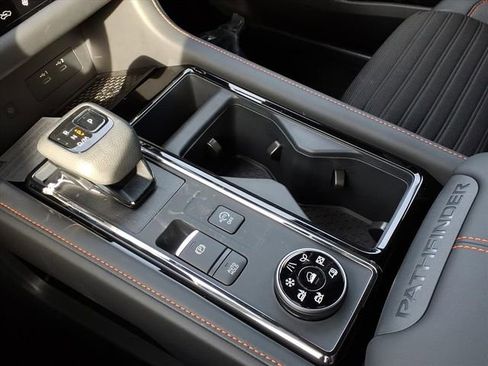 New 2026 Nissan Pathfinder SV image 14