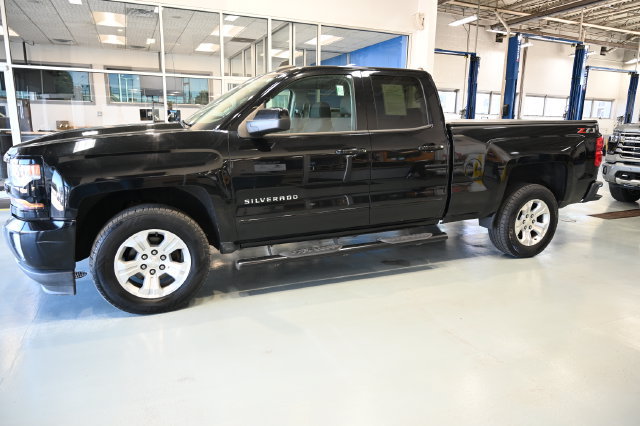Used 2019 Chevrolet Silverado 1500 LT w/ All Star Edition AWD/4WD image 8