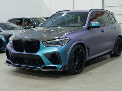 Used 2022 BMW X5 M w/ Executive Package image 3