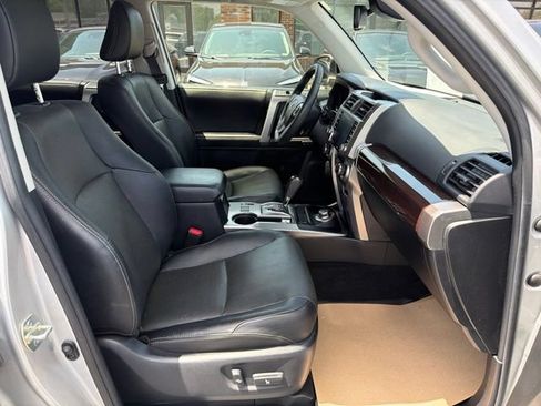 Used 2022 Toyota 4Runner Limited AWD/4WD image 20