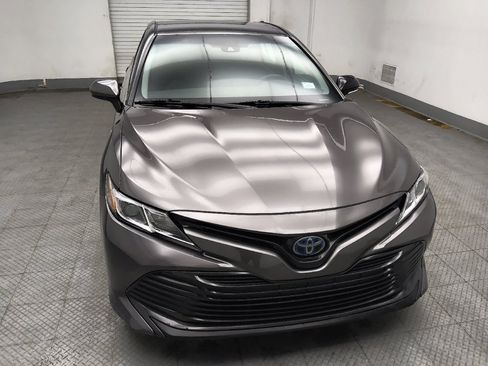 Used 2018 Toyota Camry LE image 14