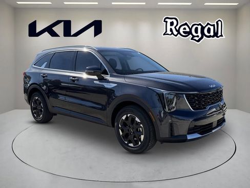 New 2026 Kia Sorento S image 1
