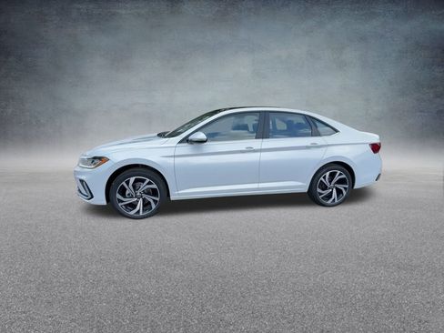 New 2025 Volkswagen Jetta SEL image 10