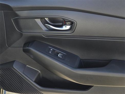 Used 2023 Honda Accord LX image 8