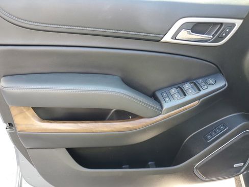 Used 2019 GMC Yukon Denali w/ Denali Ultimate Package image 18