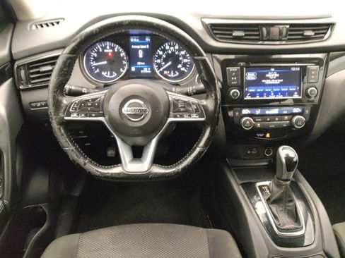 Used 2022 Nissan Rogue Sport SV FWD image 22