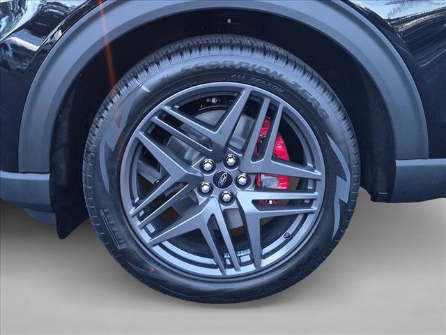 New 2027 Ford Explorer ST-Line w/ Premium Package RWD image 9