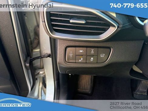 Used 2020 Hyundai Santa Fe Limited AWD/4WD image 18