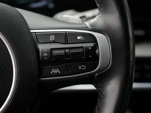 Used 2023 Kia Sportage EX w/ EX Premium Package image 15