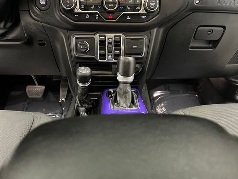 Used 2023 Jeep Wrangler Altitude image 33