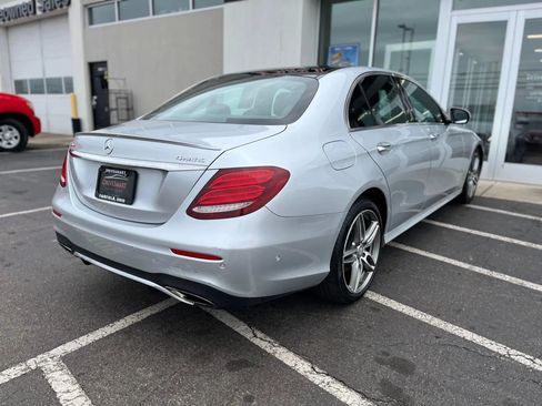 Used 2017 Mercedes-Benz E 300 4MATIC image 10