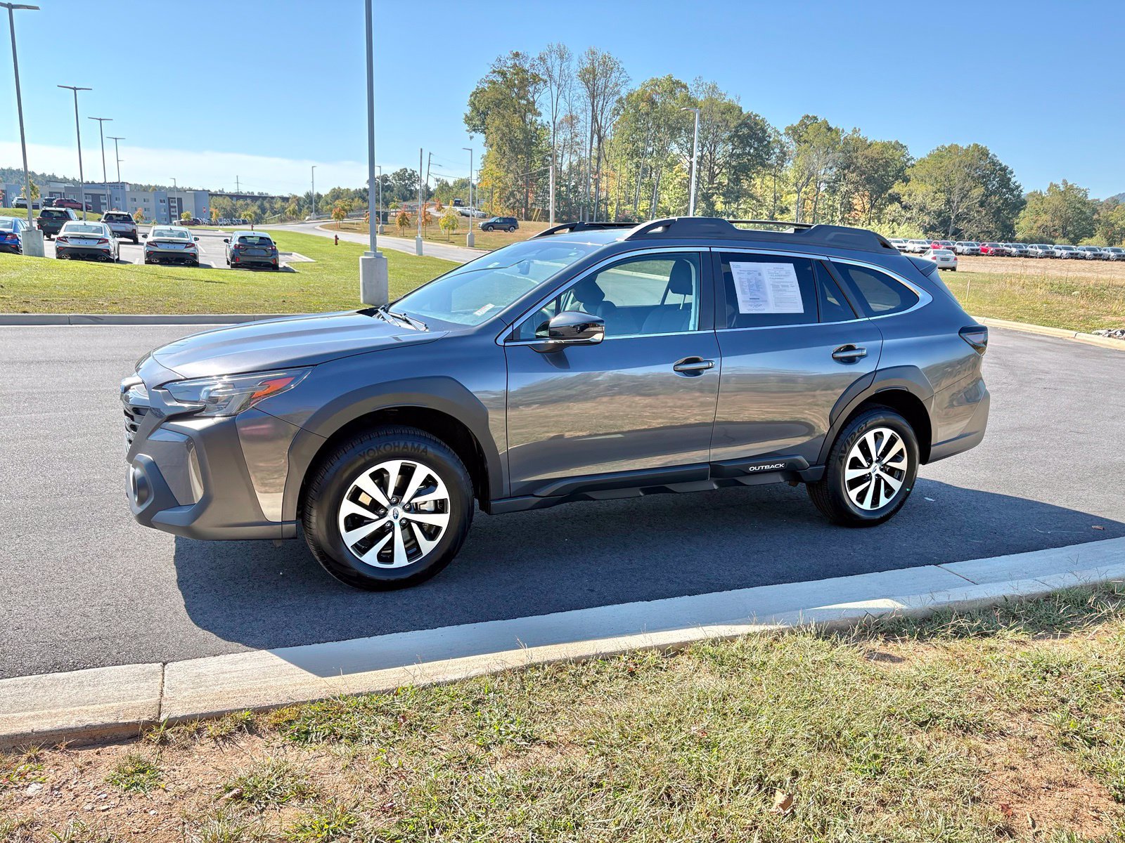Certified 2024 Subaru Outback Premium AWD/4WD image 4