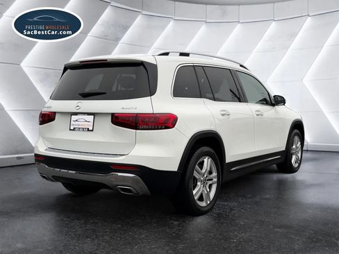 Used 2020 Mercedes-Benz GLB 250 4MATIC w/ Premium Package image 7