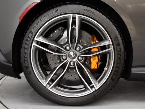 Certified 2024 Ferrari Roma image 15