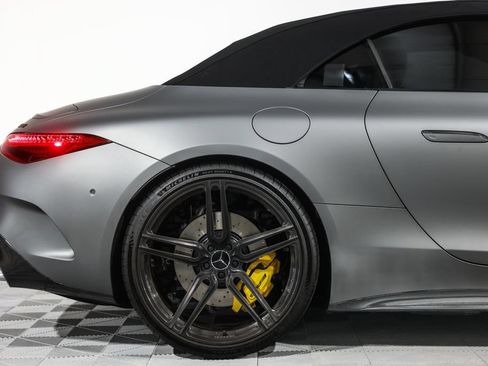 Used 2023 Mercedes-Benz SL 63 AMG 4MATIC image 3