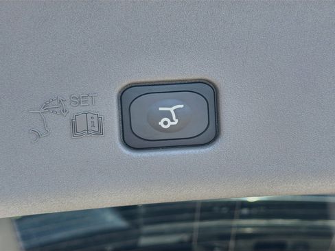 Used 2024 Lincoln Nautilus Black Label w/ Jet Appearance Package (87T) AWD/4WD image 14