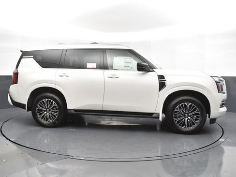 New 2026 Nissan Armada Platinum image 4