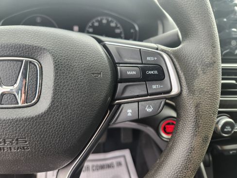 Used 2019 Honda Accord EX image 18