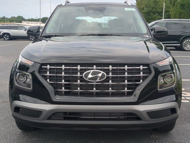 Used 2026 Hyundai Venue SEL FWD image 8